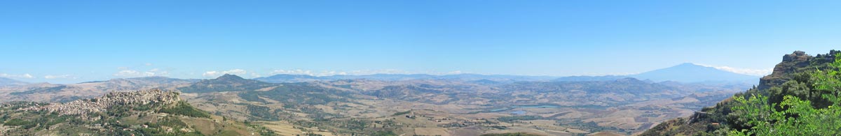 Calascibetta vista da Enna