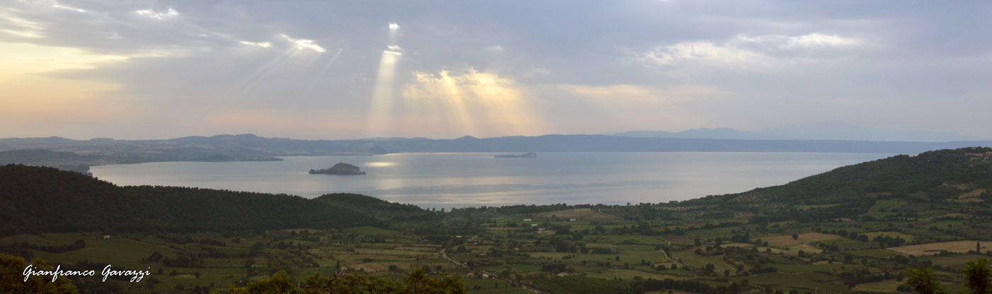 Panoramica del lago di Bolsena